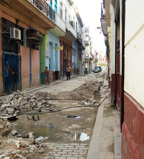UM engineers and researches propose using innovating materials to help restore Cuba’s crumbling infrastructure, such as this road in Havana.