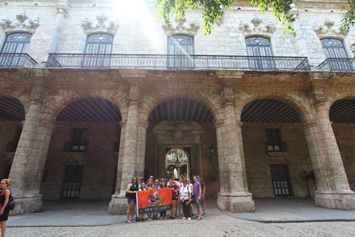 The University of Miami Hillel student group outside of the Palacio de los Capitanes Generales, Casa de Gobierno, along the Plaza de Armas in Old Havana, Cuba, in March 2017 for an Alternative Spring Break trip.